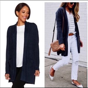 Barefoot Dreams • Cardigan in Navy